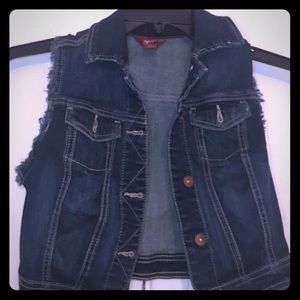Short sleeve jean jacket!